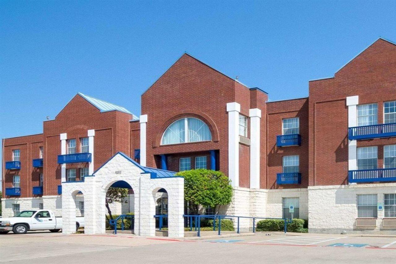 Quality Suites Irving-Las Colinas Exterior foto